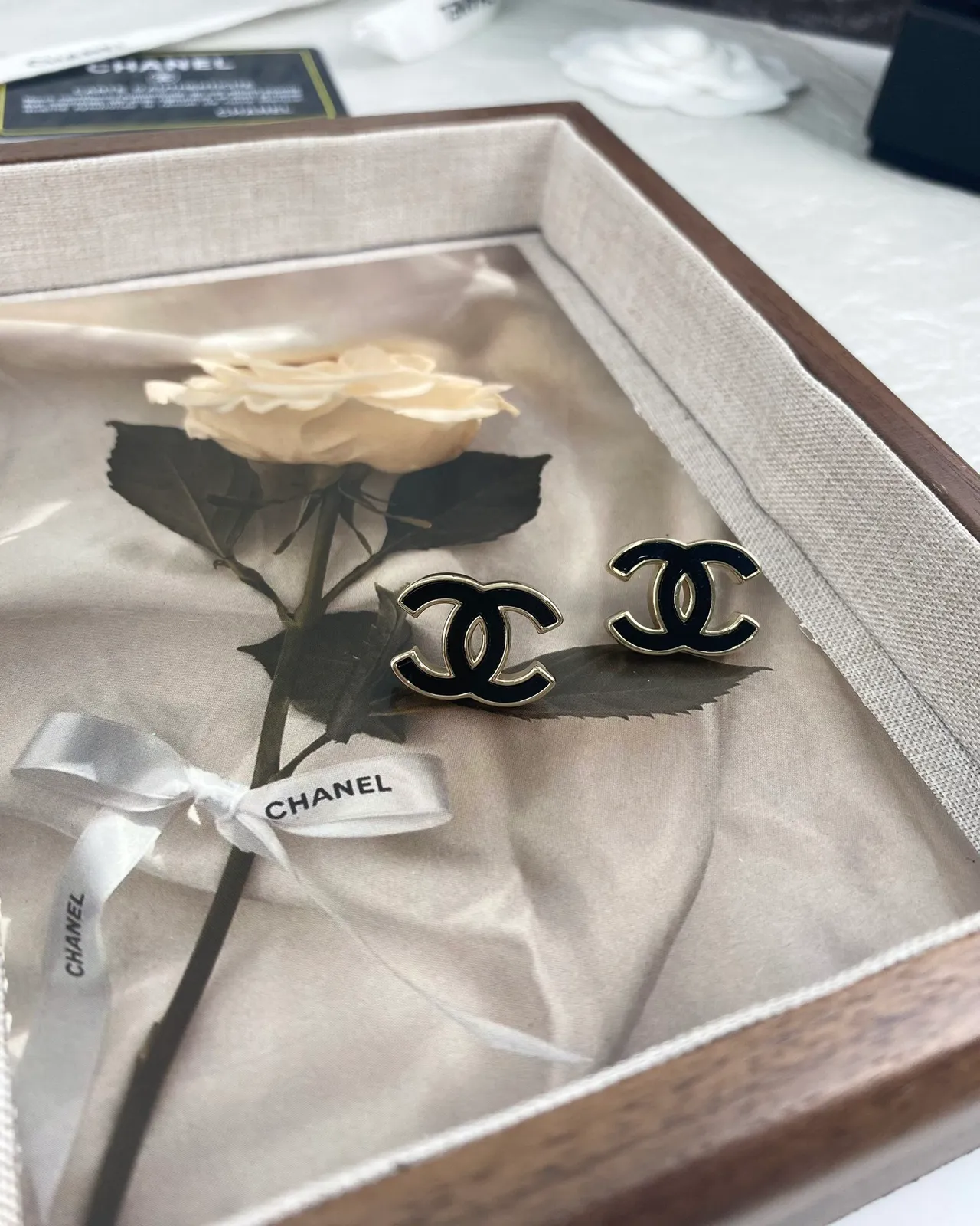 Chanel CC Black Gold Enamel Logo Metal Earrings 6