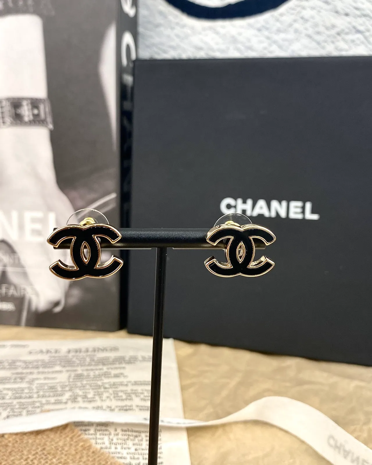 Chanel CC Black Gold Enamel Logo Metal Earrings 7