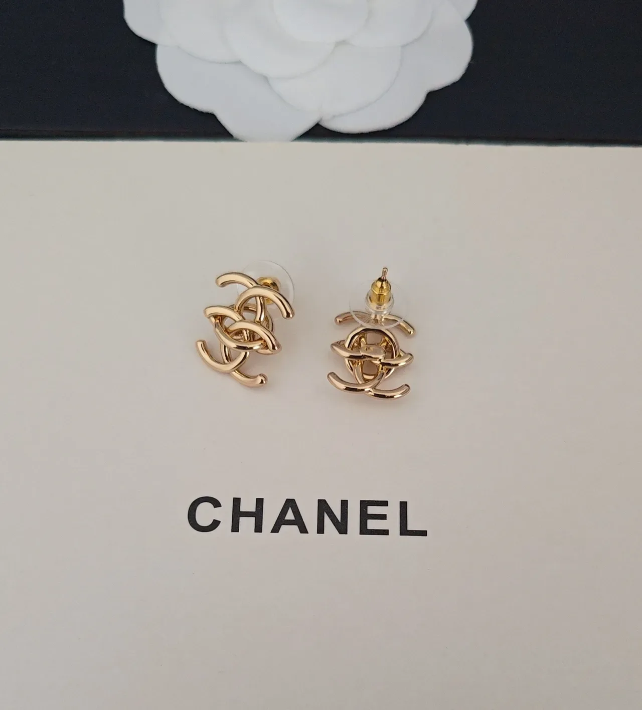 Chanel CC Logo Boucles d'oreilles ton doré 3