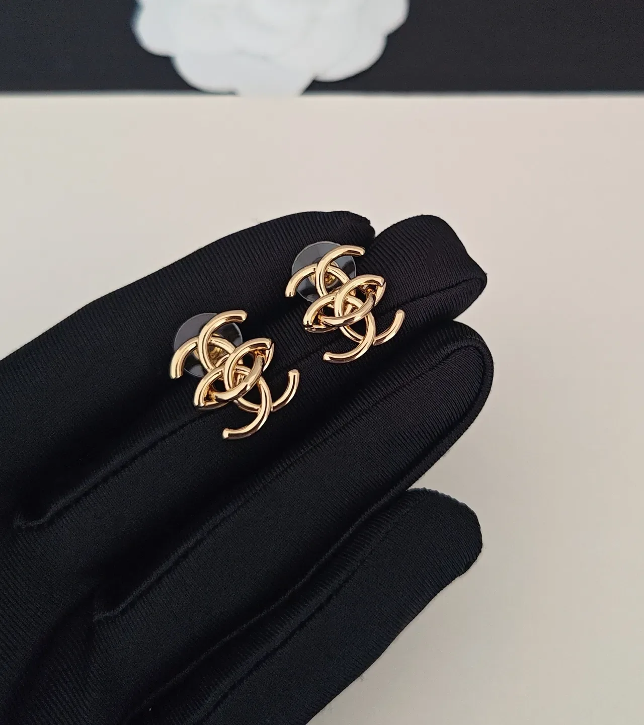 Chanel CC Logo Boucles d'oreilles ton doré 5