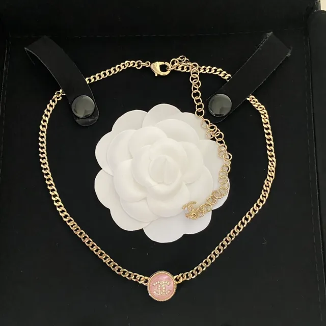 Chanel CC colar com pendentif corrente de ouro rosa corrente curb corrente circular esmaltada 4