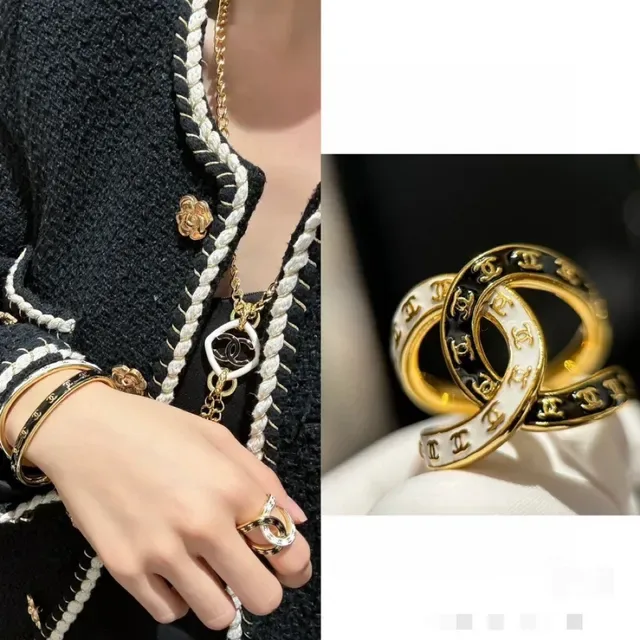 Chanel CC Ring Black and White Enamel Gold-Tone Rings 8