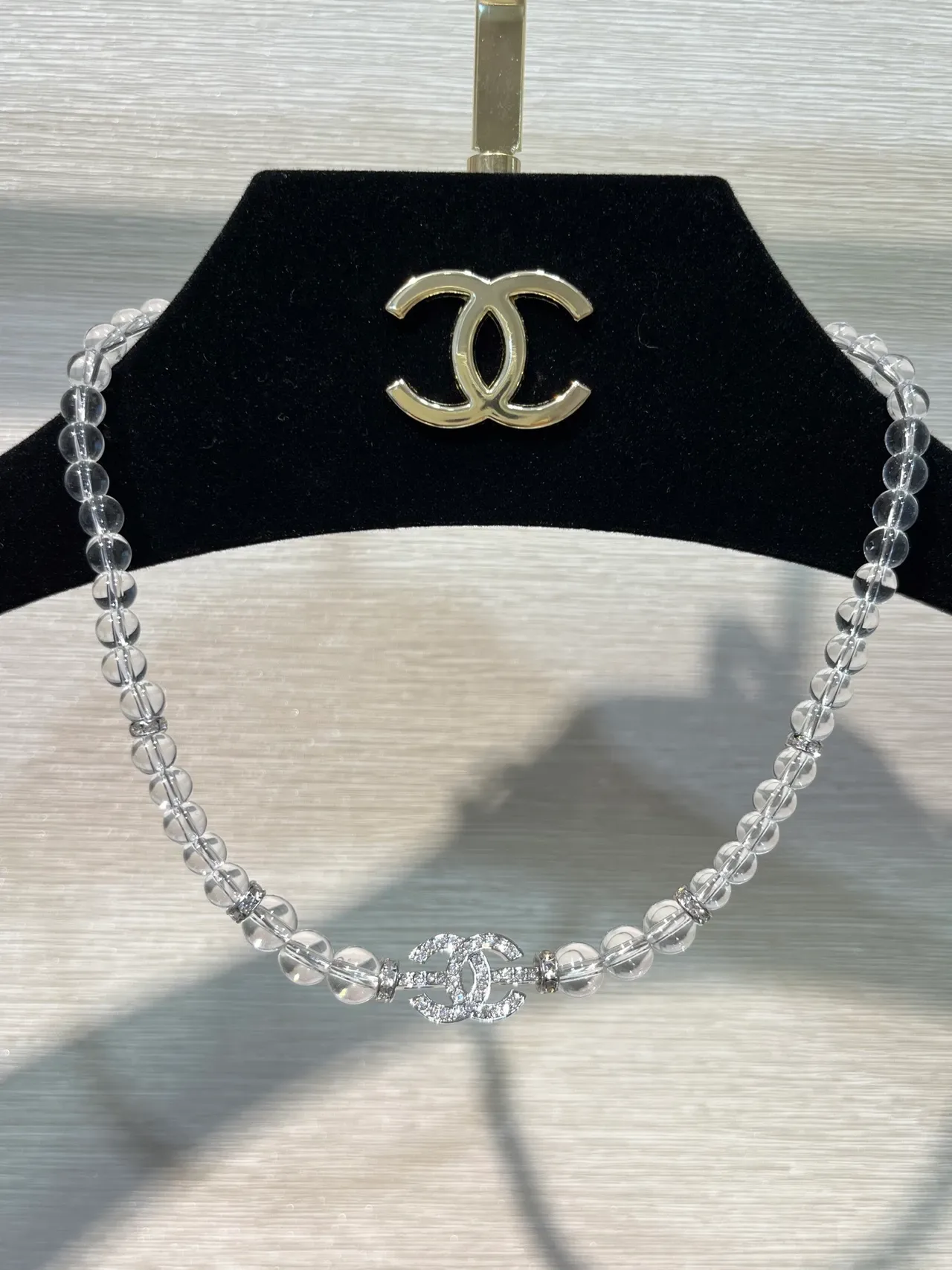 Collier Chanel Crystal CC Translucide Argent Interlocking Pendentif 8