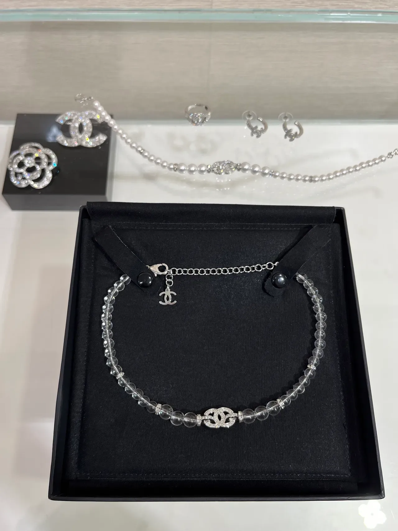 Collier Chanel Crystal CC Translucide Argent Interlocking Pendentif 9