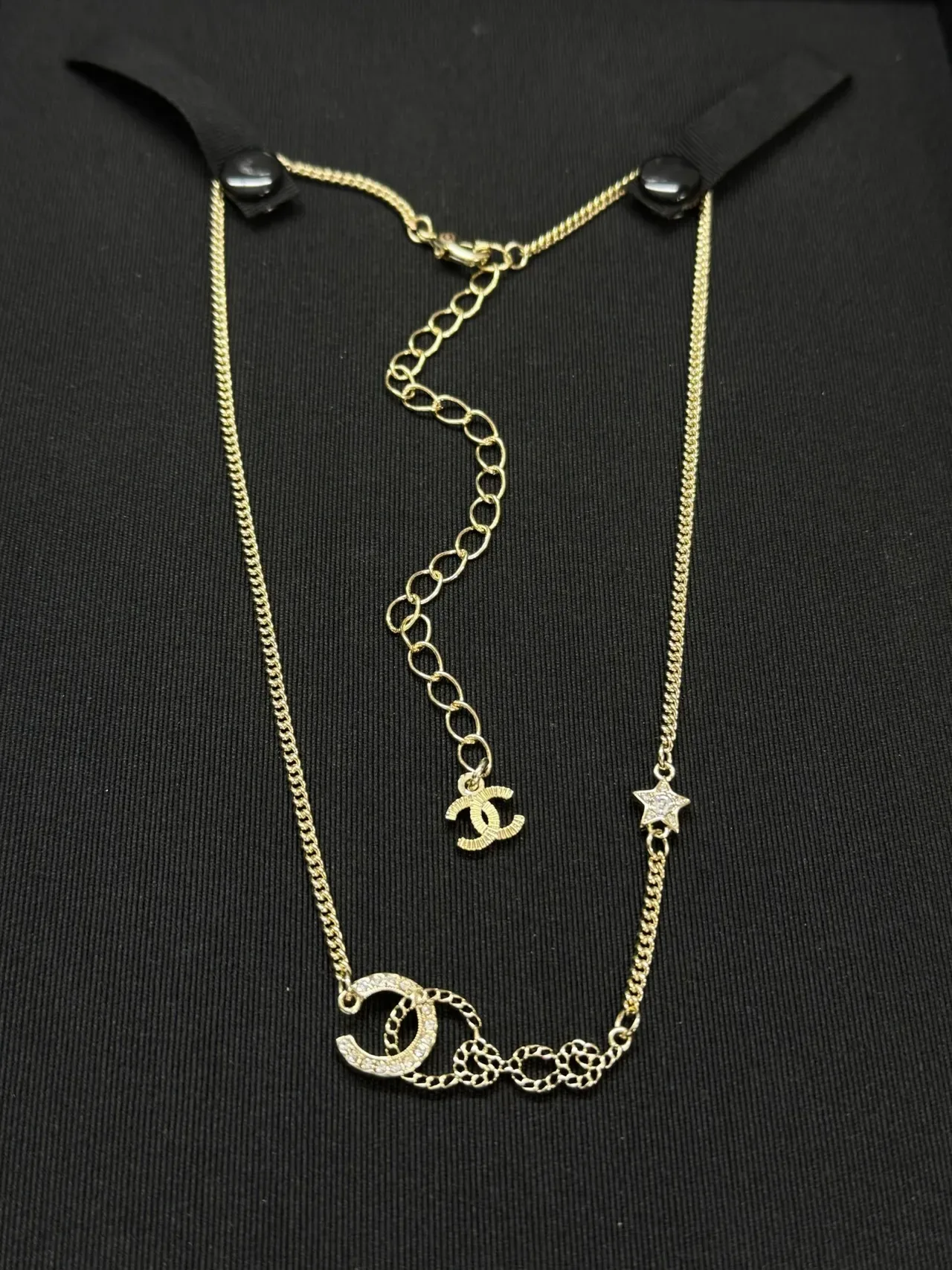 Chanel সোনা কালো Curb Chain Pavé Crystal CC Motifs হার 5