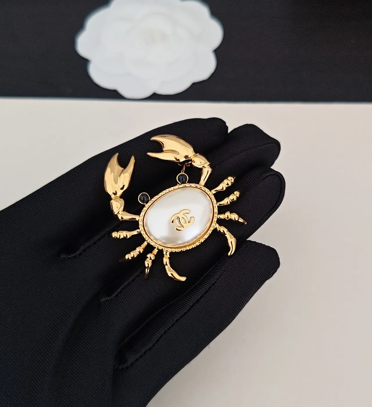 Chanel Gold White Crab Silhouette Metal Brooch 3
