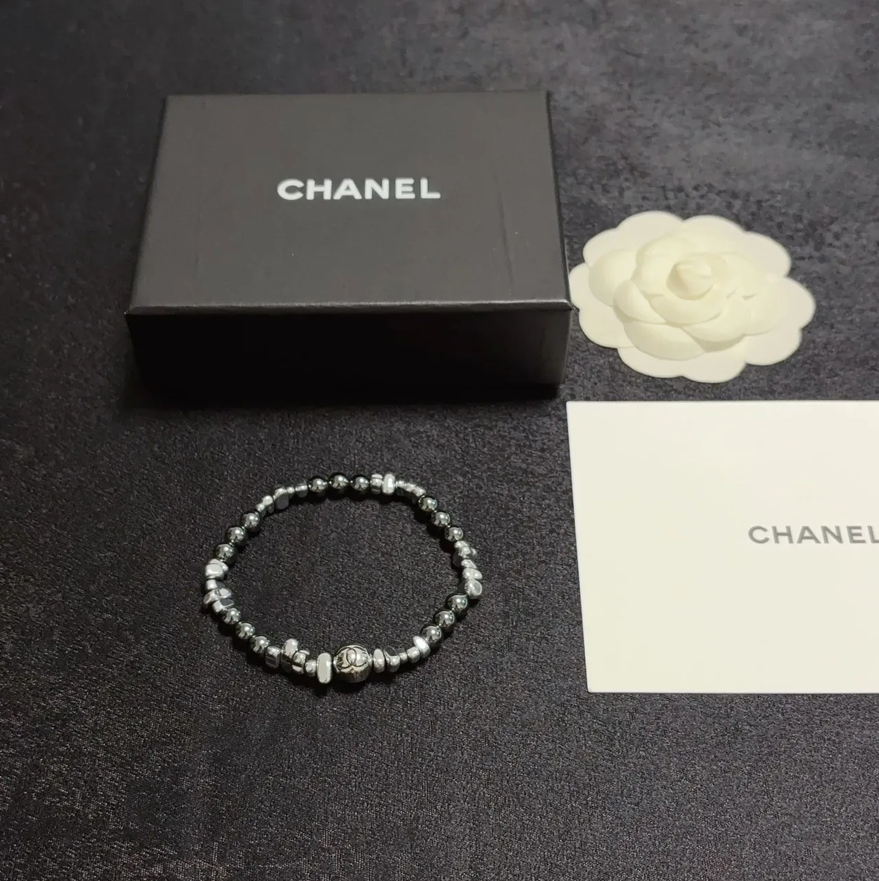 Chanel 金属珠混搭手链 2