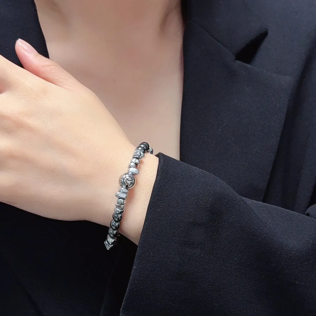 Chanel 金属珠混搭手链 9