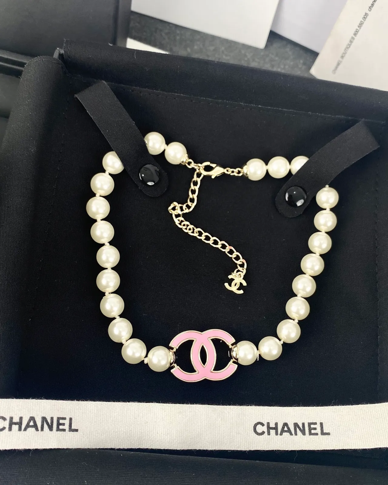 Chanel Collar perlas cadena blanco rosa esmalte CC Logo Collar 8