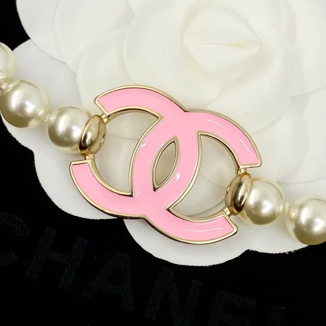 Chanel Collar perlas cadena blanco rosa esmalte CC Logo Collar 9