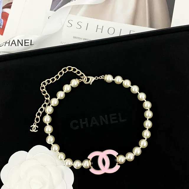 Chanel Collar perlas cadena blanco rosa esmalte CC Logo Collar 10