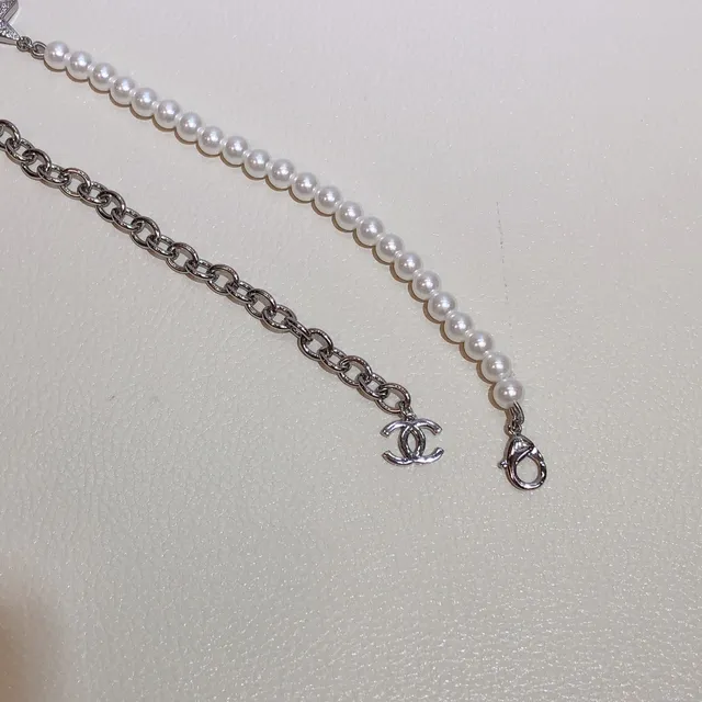 Chanel Star & CC Perle Choker 3