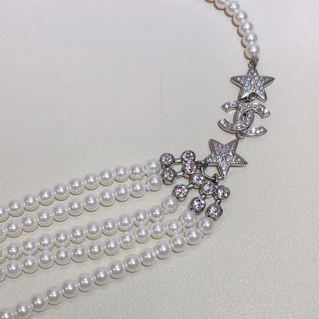 Chanel Star & CC Perle Choker 4