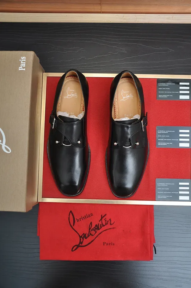 Christian Louboutin কালো লাল পলিশড লেদার সিঙ্গেল স্ট্র্যাপ মনক জুতা 5