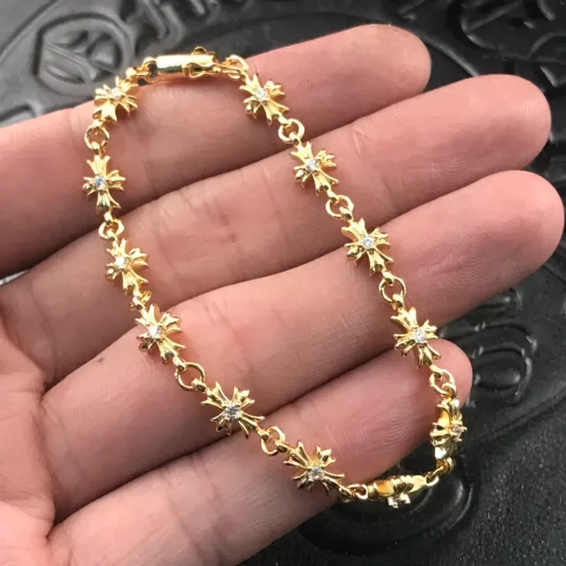 Chrome Hearts سوارة الصليب ذهبي اللون Pavé-Set روابط الصليب 2