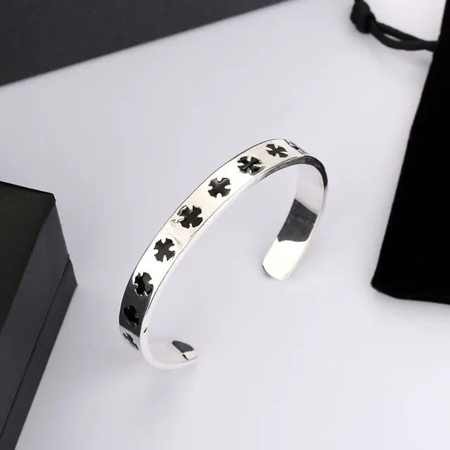 Chrome Hearts Cross Cuff Prata Metal Aberto 2