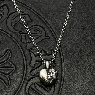 Chrome Hearts क्रूस फूल हार्ट पेंडेंट नेकलिस
