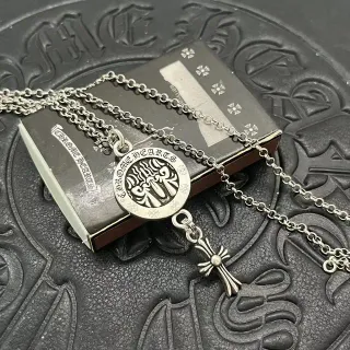 Chrome Hearts क्रॉस और हार्ट पेंडेन्ट चांदी का हार