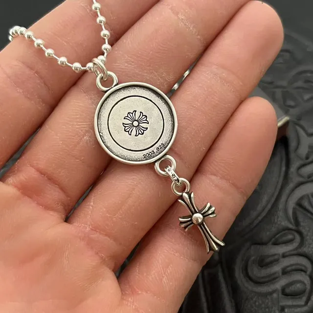 Chrome Hearts Croix & Cœur Pendentif Collier en Argent 4