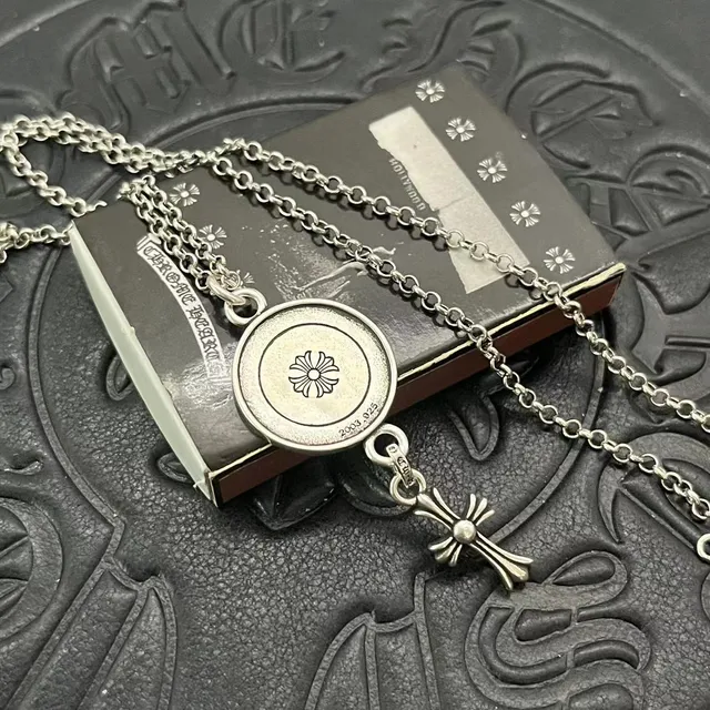 Chrome Hearts Croix & Cœur Pendentif Collier en Argent 8
