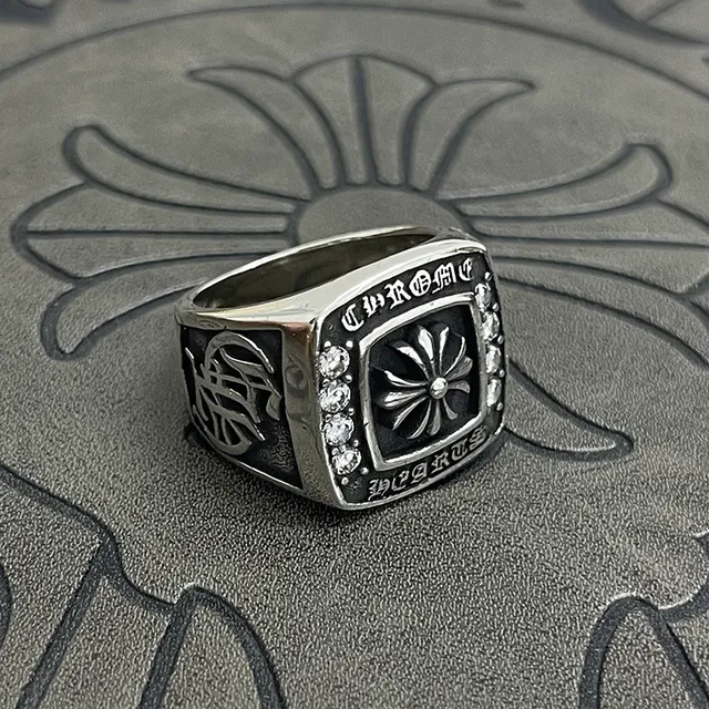 Chrome Hearts क्रॉस रिंग चाँदी काला एनामेल फेसेटेड स्टोन रिंग 2