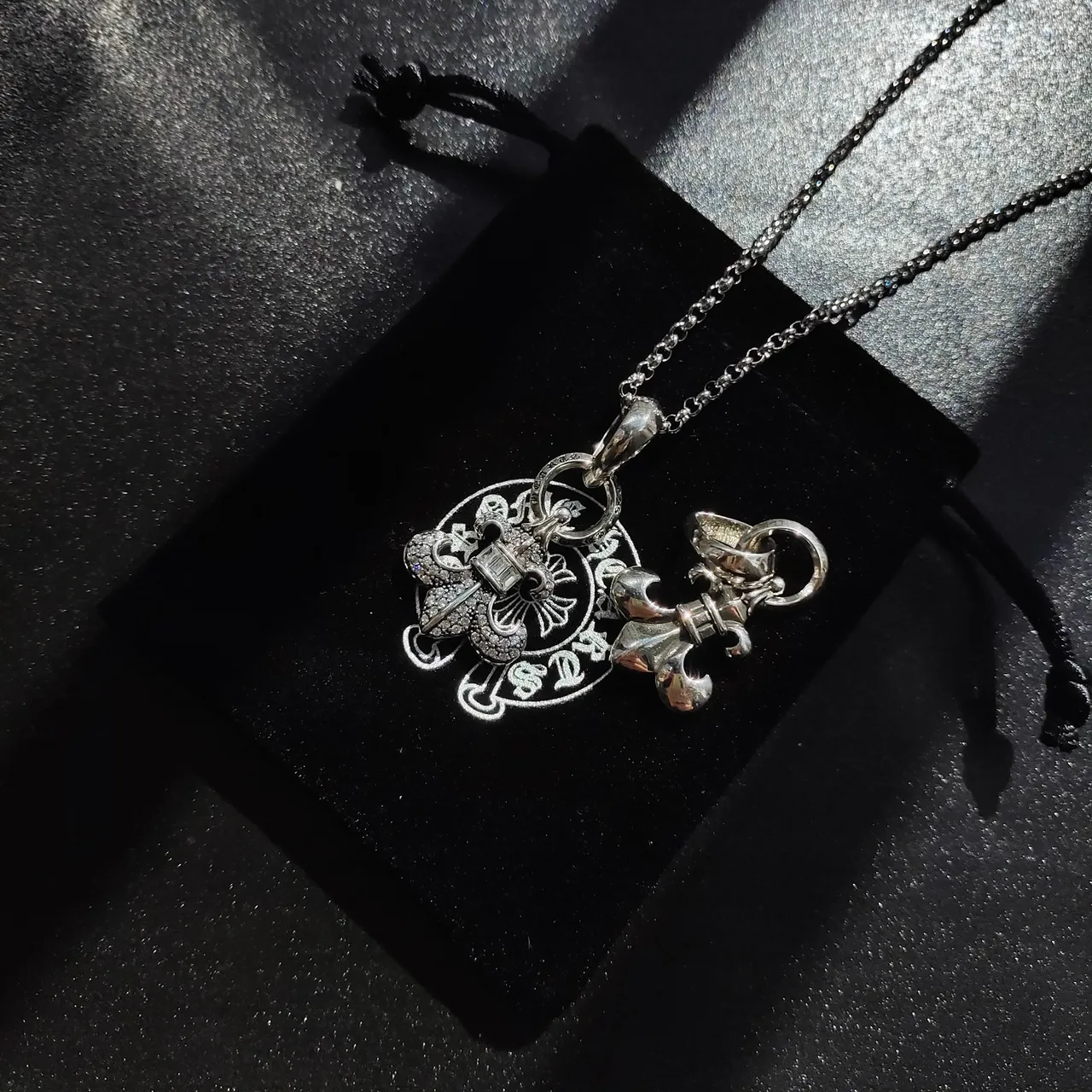 Chrome Hearts Fleur de Lis Silver Black Metal Motif Necklace 4