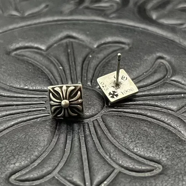 Chrome Hearts Floral Cross Square Stud Earrings 7