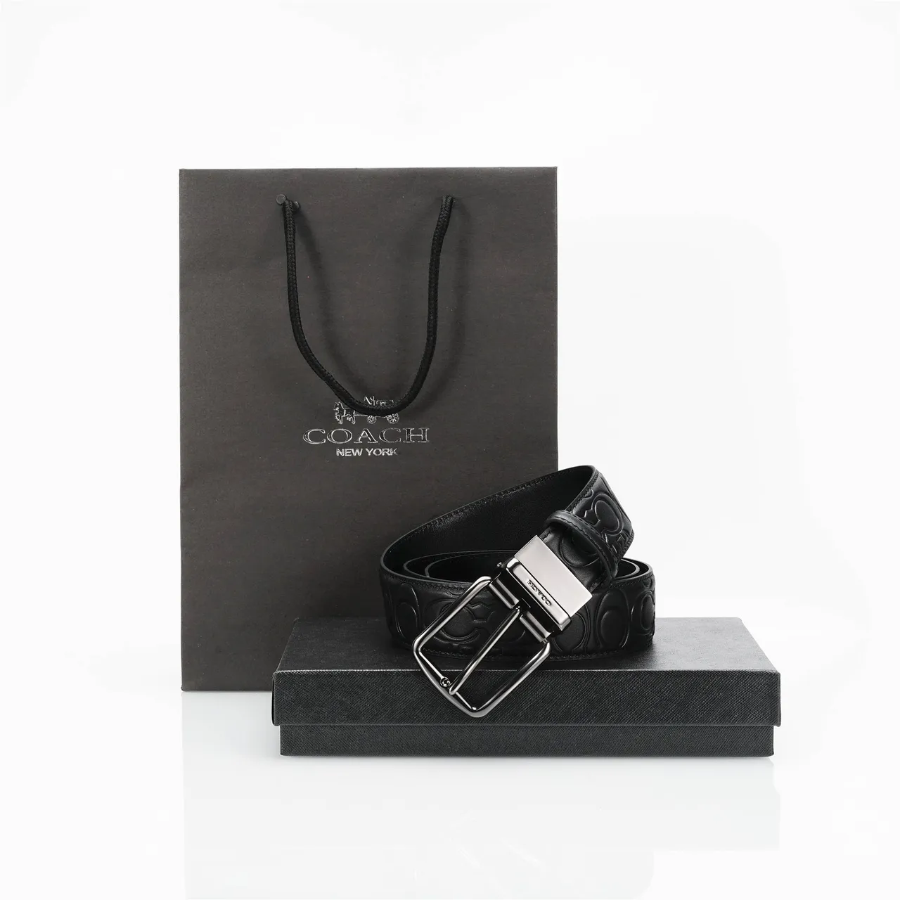 Coach Logo Embossé Turn-Lock Buckle Ceinture en cuir noir 4