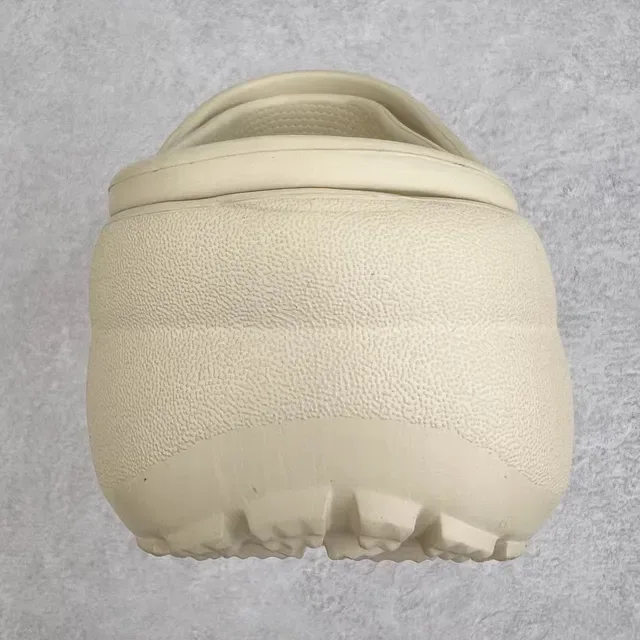 Crocs Classic Clog 米色 平台凉鞋 3