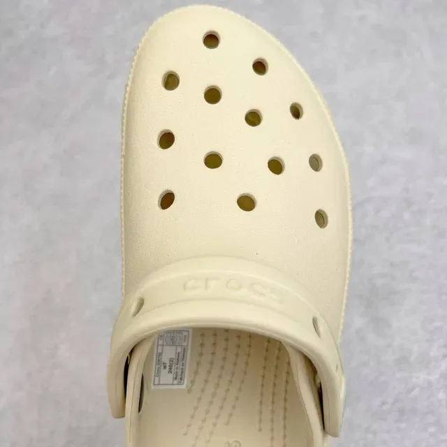 Crocs Classic Clog 米色 平台凉鞋 7