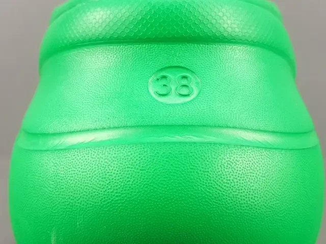 Crocs Echo Clog Bright Green Molded Foam Platform Clog 4