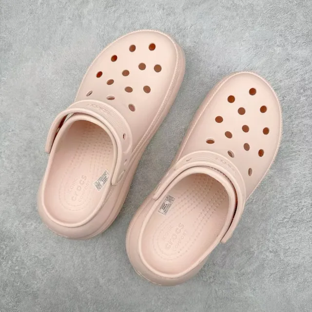 Crocs Echo Clog Pale Pink Platform Clog 8