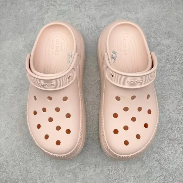 Crocs Echo Clog Pale Pink Platform Clog 9