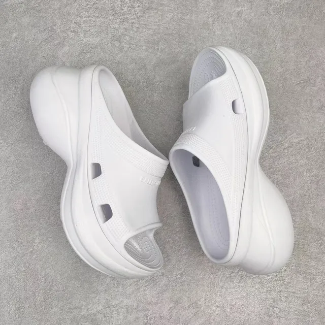 Crocs Echo Clog White Platform Clog 8
