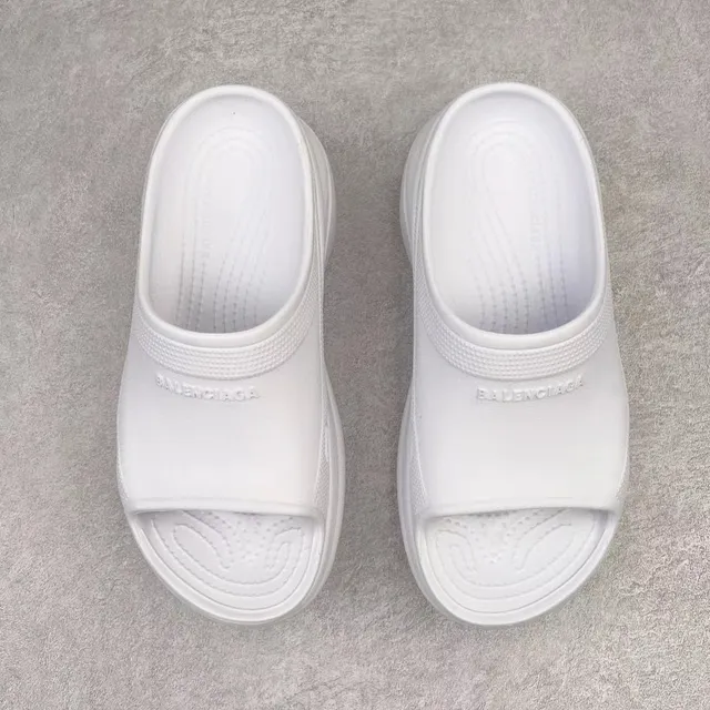 Crocs Echo Clog White Platform Clog 9