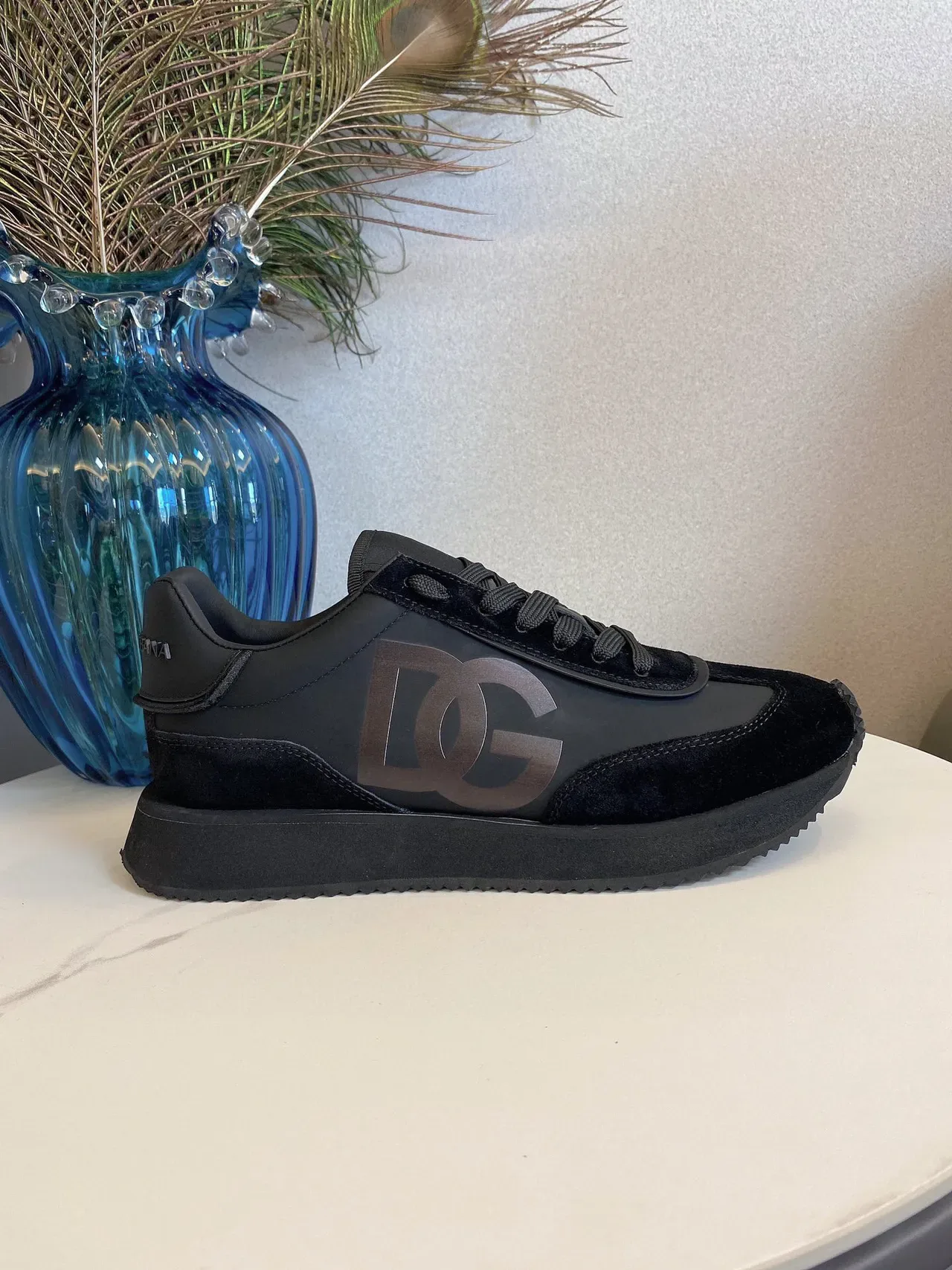 DC Shoes কালো বাদামী সুয়েড এবং সিন্থেটিক আপার মেটালিক লোগো ওভারলে লাইফস্টাইল স্নিকার্স 5