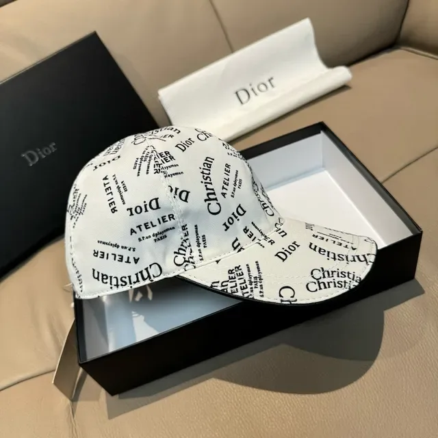 Dior Gorra de Béisbol Blanca con Impresión de Logo All-Over 6