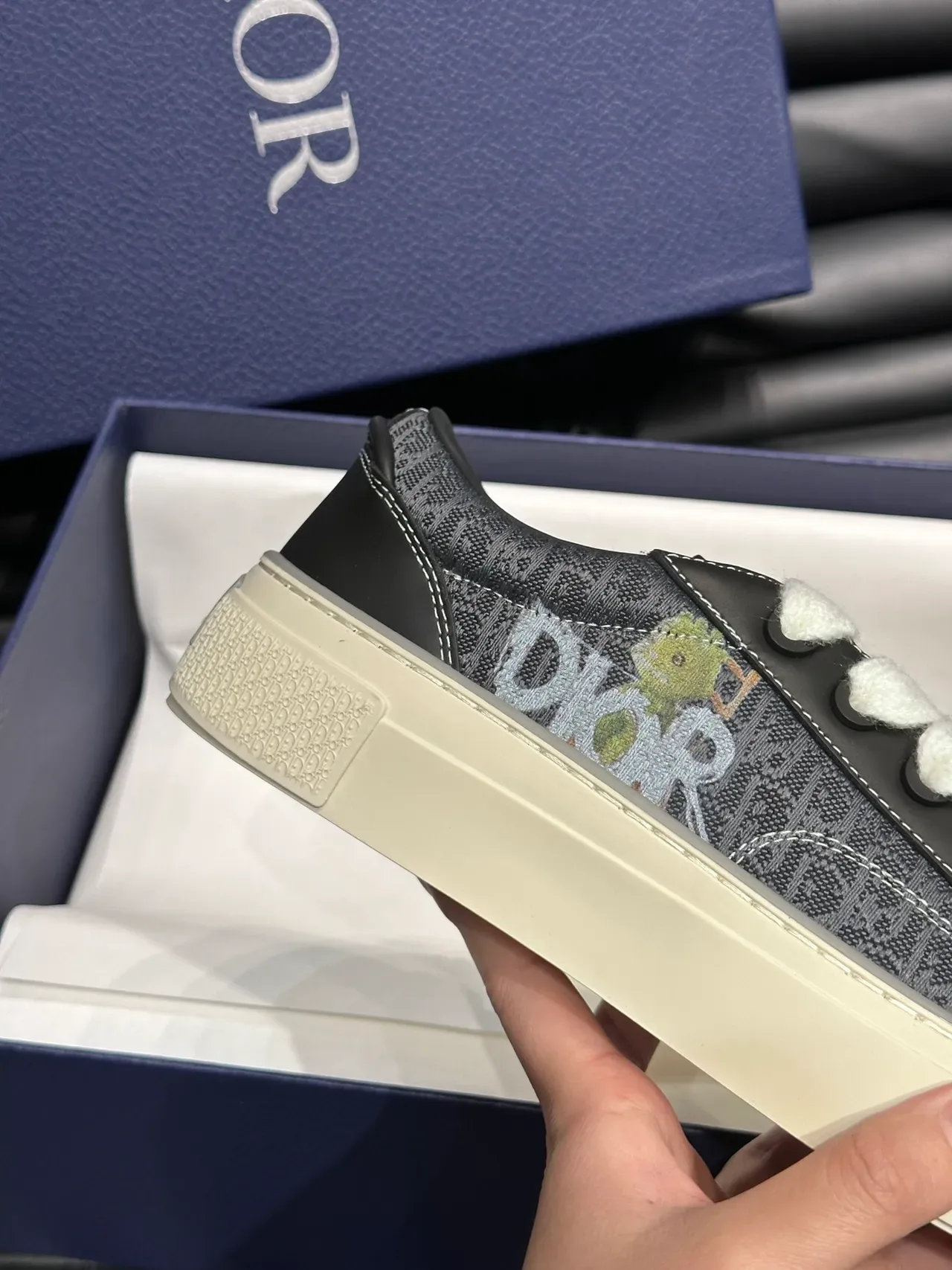 Dior B23 Black and Blue-Gray Oblique Print Lifestyle Sneakers 4