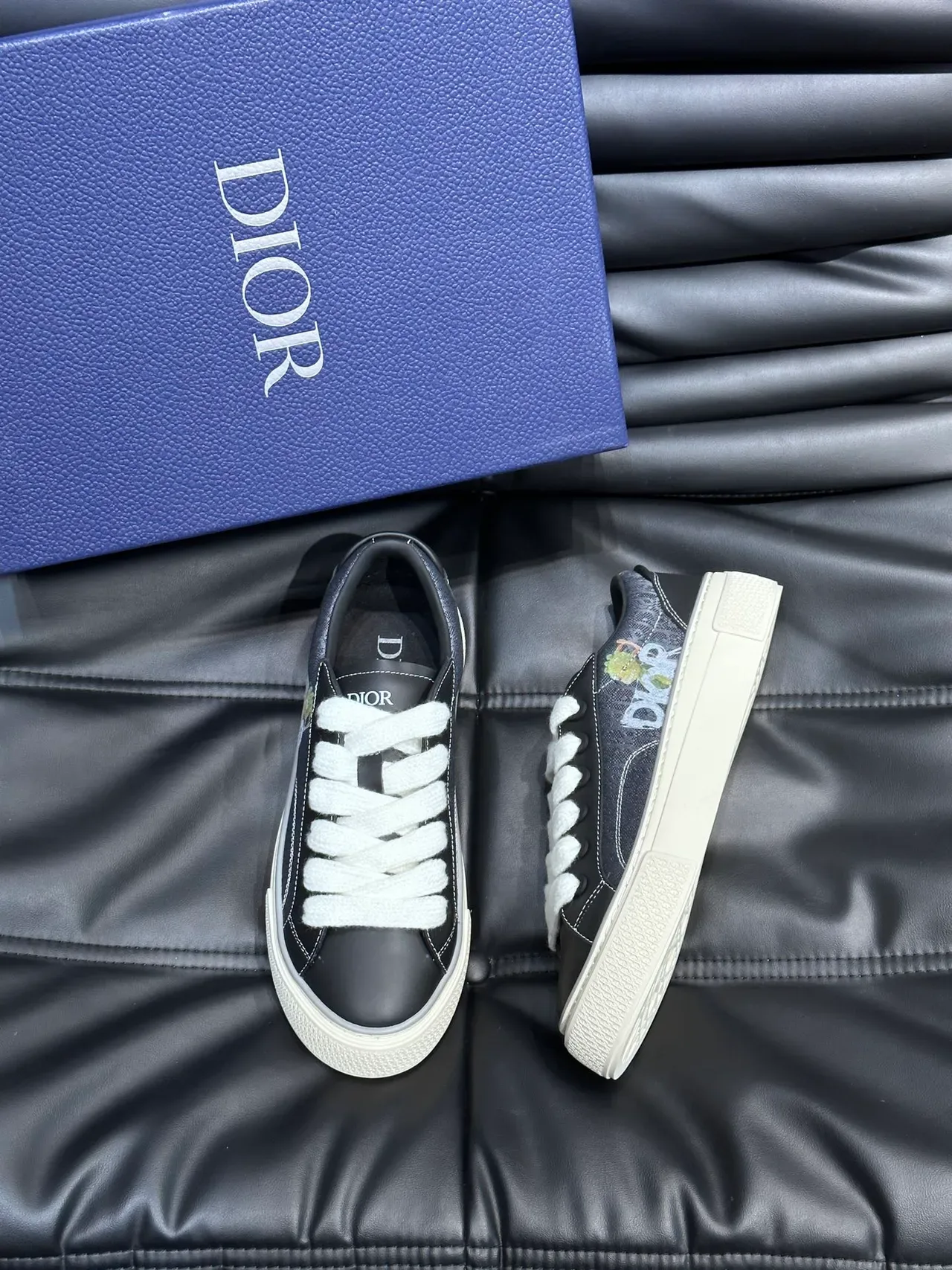 Dior B23 Black and Blue-Gray Oblique Print Lifestyle Sneakers 5