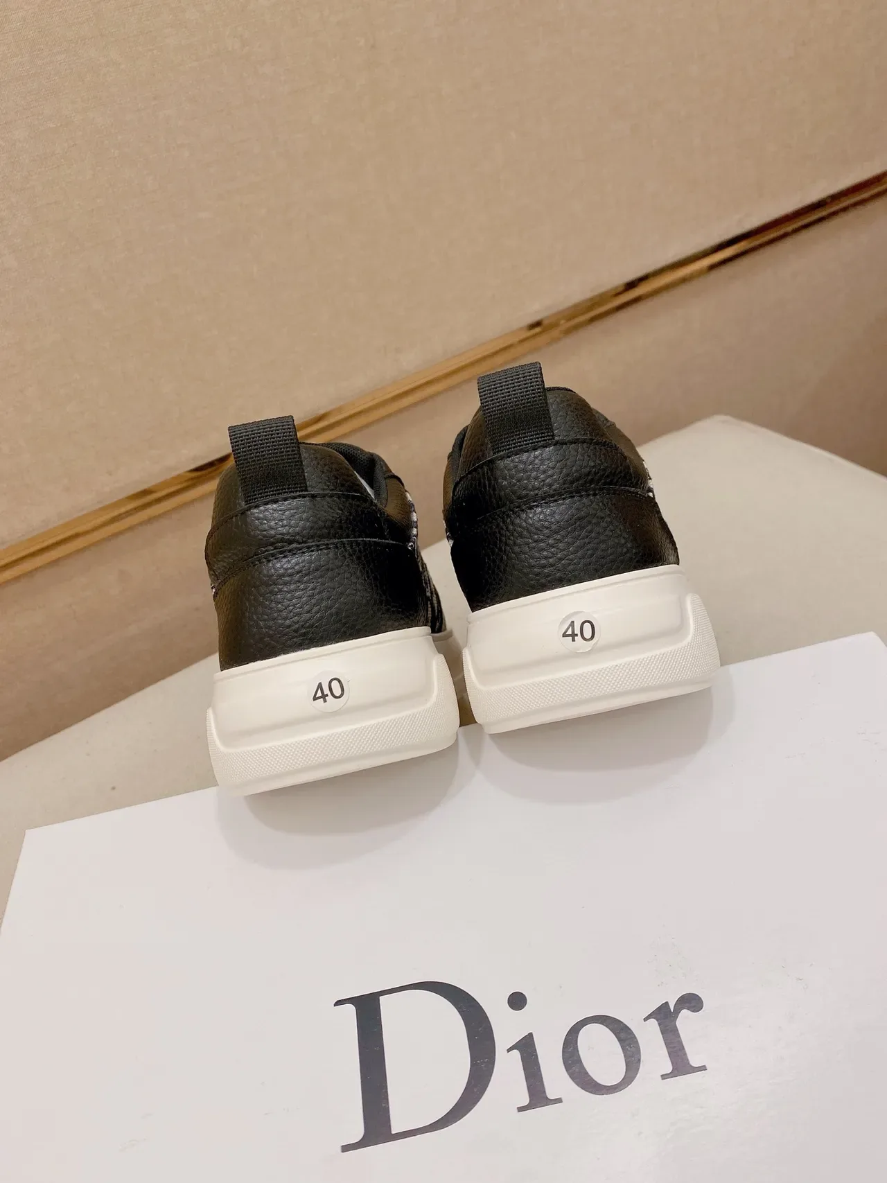 Dior 黑米 印花 纺织 粒面皮革 覆盖 生活方式运动鞋 3