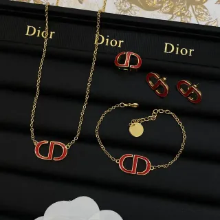 قلادة Dior CD Logo سلسلة ذهب أحمر مينا