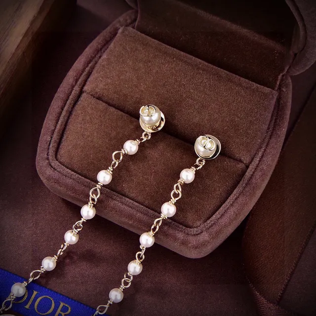 Boucles d'oreilles Dior doré perle et papillon charme goutte 5