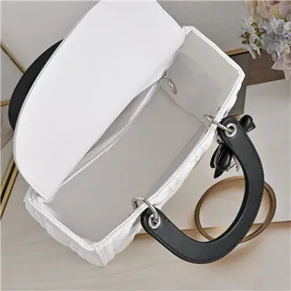 Dior Lady Dior حقيبة توت يد علوية بيضاء مقواة كاناج 2