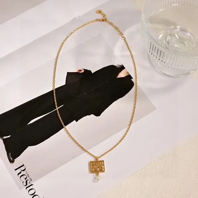 Dior Miss Gold White Chain Square Cutout Pendant Necklace 4