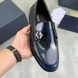 Dior 海军蓝 漆皮 金属斜扣 乐福鞋