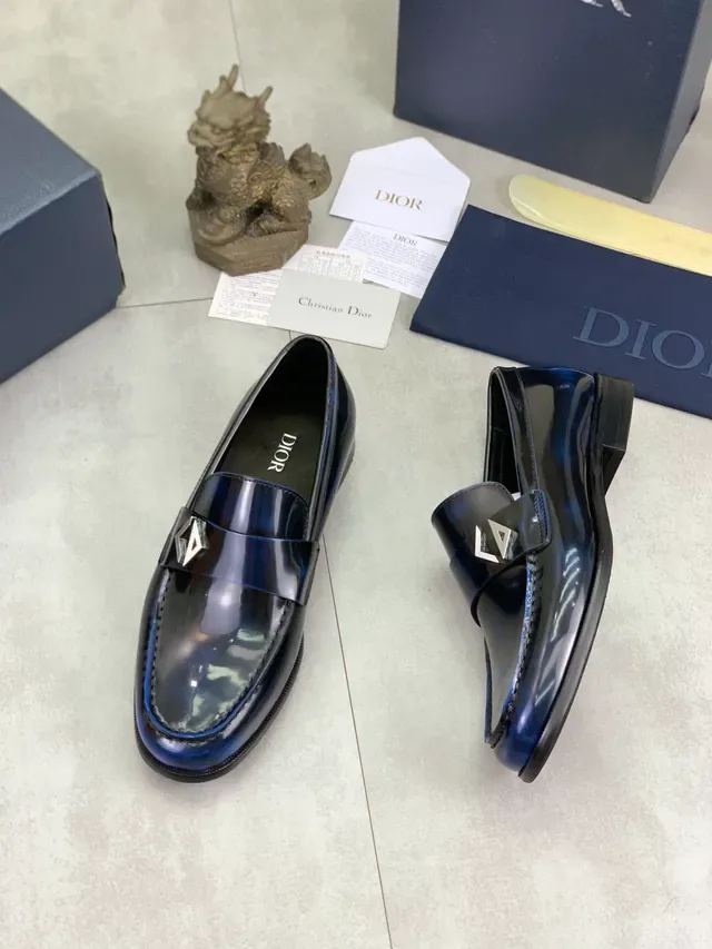 Dior Mocassin Cuir Verni Marine Noir Boucle Métallique Oblique 4