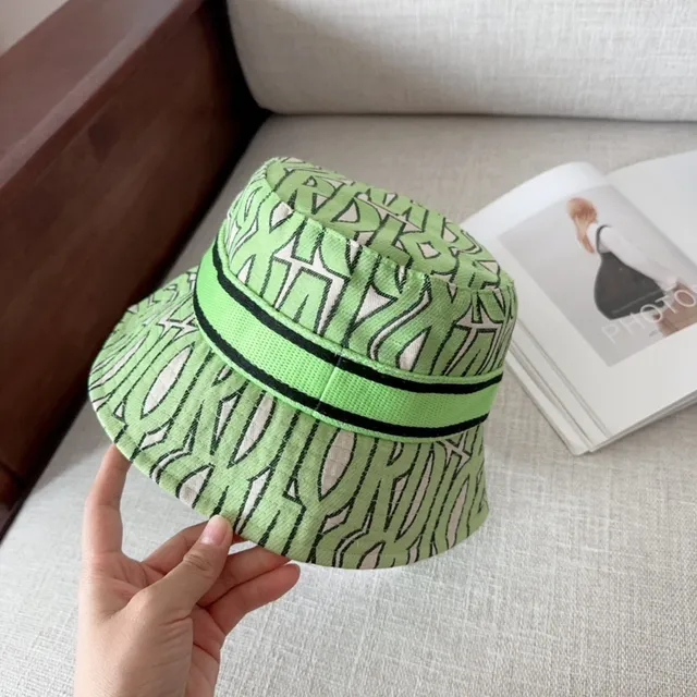 Dior Oblique Print Green Bucket Hat 9
