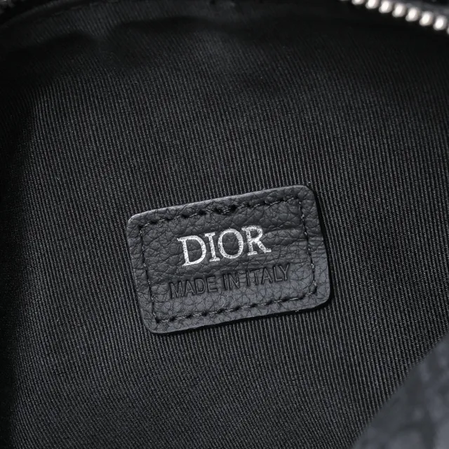 Dior सैडल ग्रे ब्लैक सिलिंड्रिकल बैरल सिल्हूट मोनोग्राम जैक्वार्ड फैब्रिक सैडल बैग 11