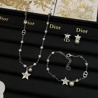 Dior Star 银白链珍珠点缀项链