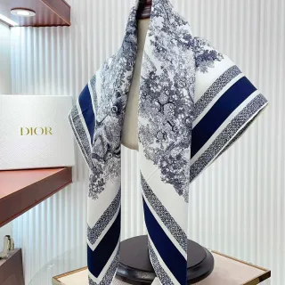 Dior Toile de Jouy प्रिंट नेवी और व्हाइट सिल्क स्कार्फ
